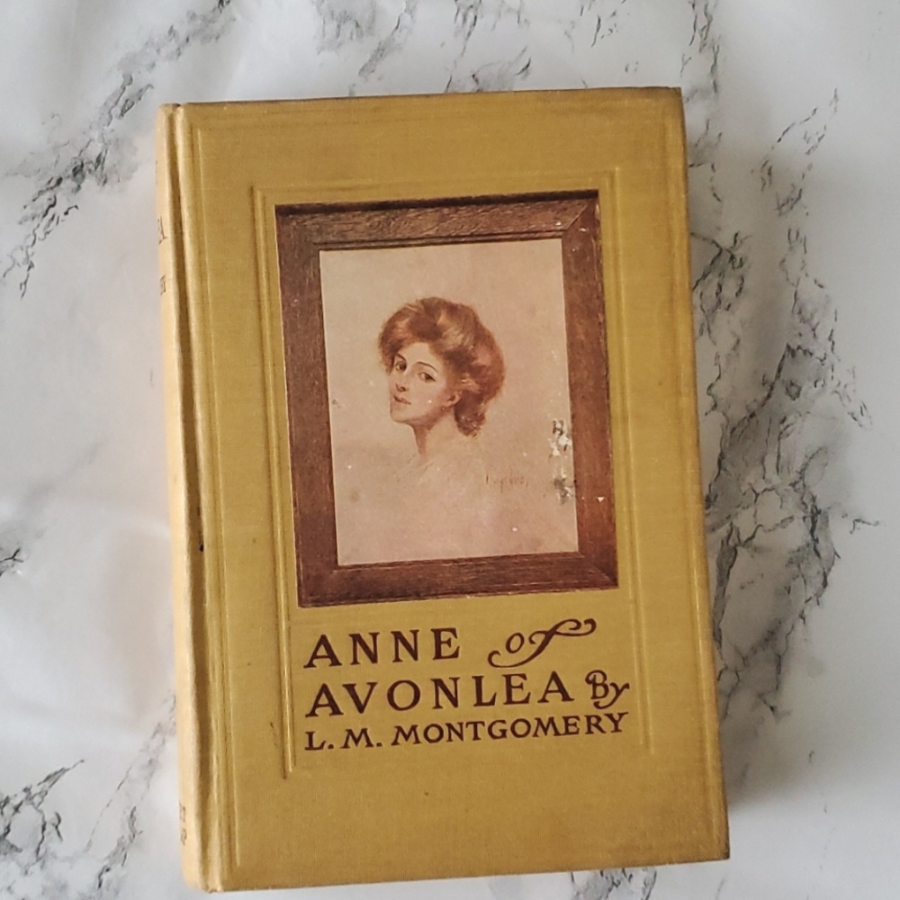 Anne of Avonlea by L.M. Montgomery antique book